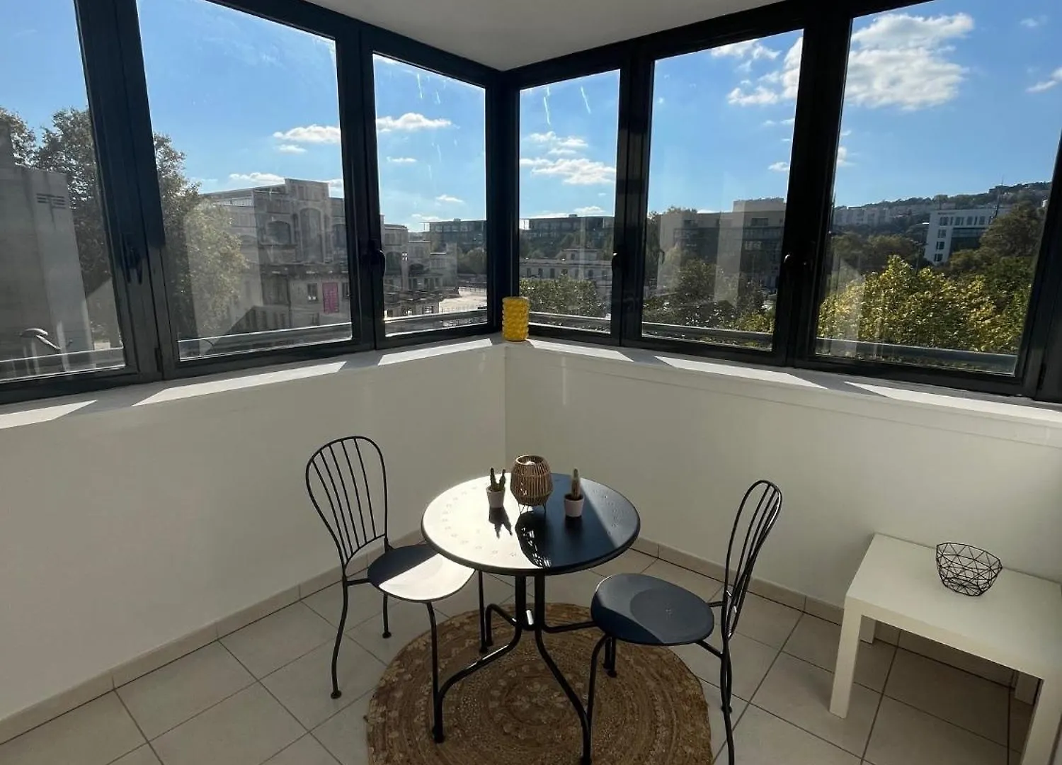 Appartement Cosy Lyon - Confluence 0*,